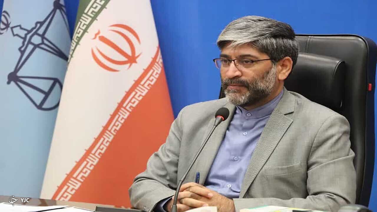 تهیه کتاب به ارزش یک میلیارد ریال در آذربایجان غربی
