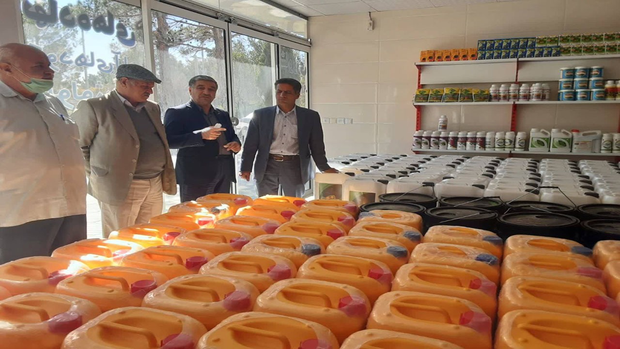 افتتاح یک تعاون روستایی در انار