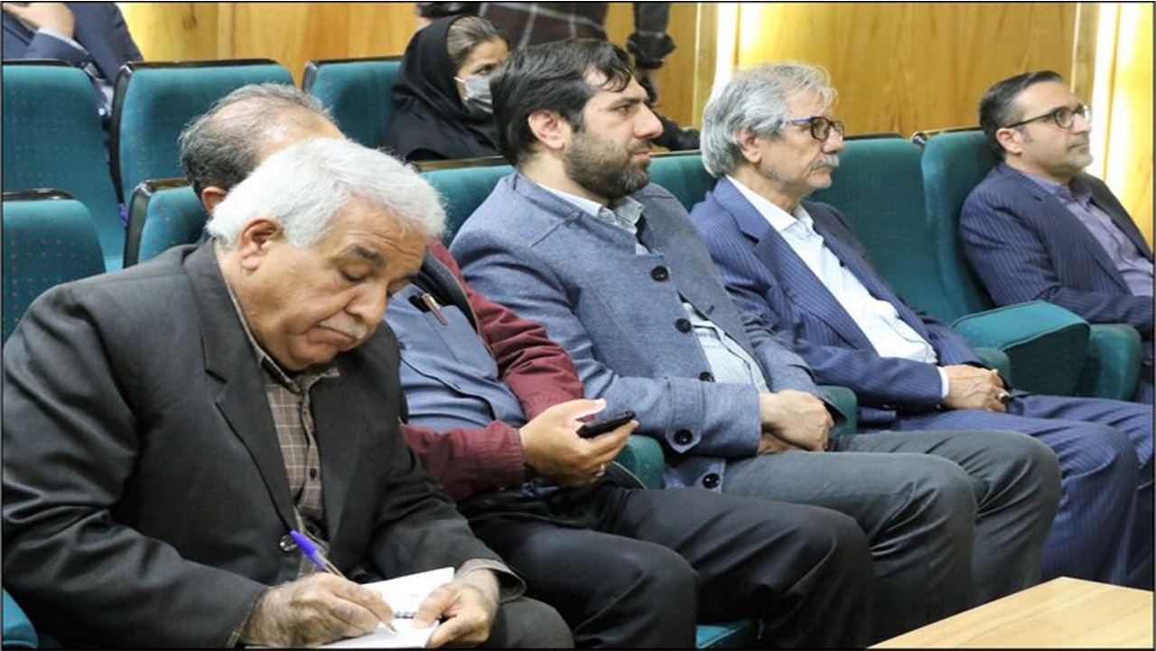 "دکه" رسانه در شیراز باز شد