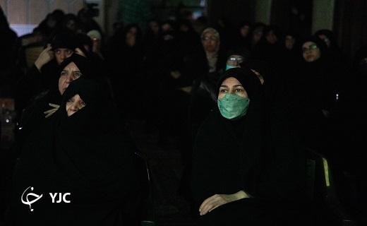 محفلی به یاد پنج سردار شهید در یزد+تصاویر محفلی به یاد پنج سردار شهید در یزد+تصاویر