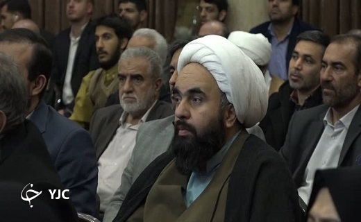 محفلی به یاد پنج سردار شهید در یزد+تصاویر محفلی به یاد پنج سردار شهید در یزد+تصاویر