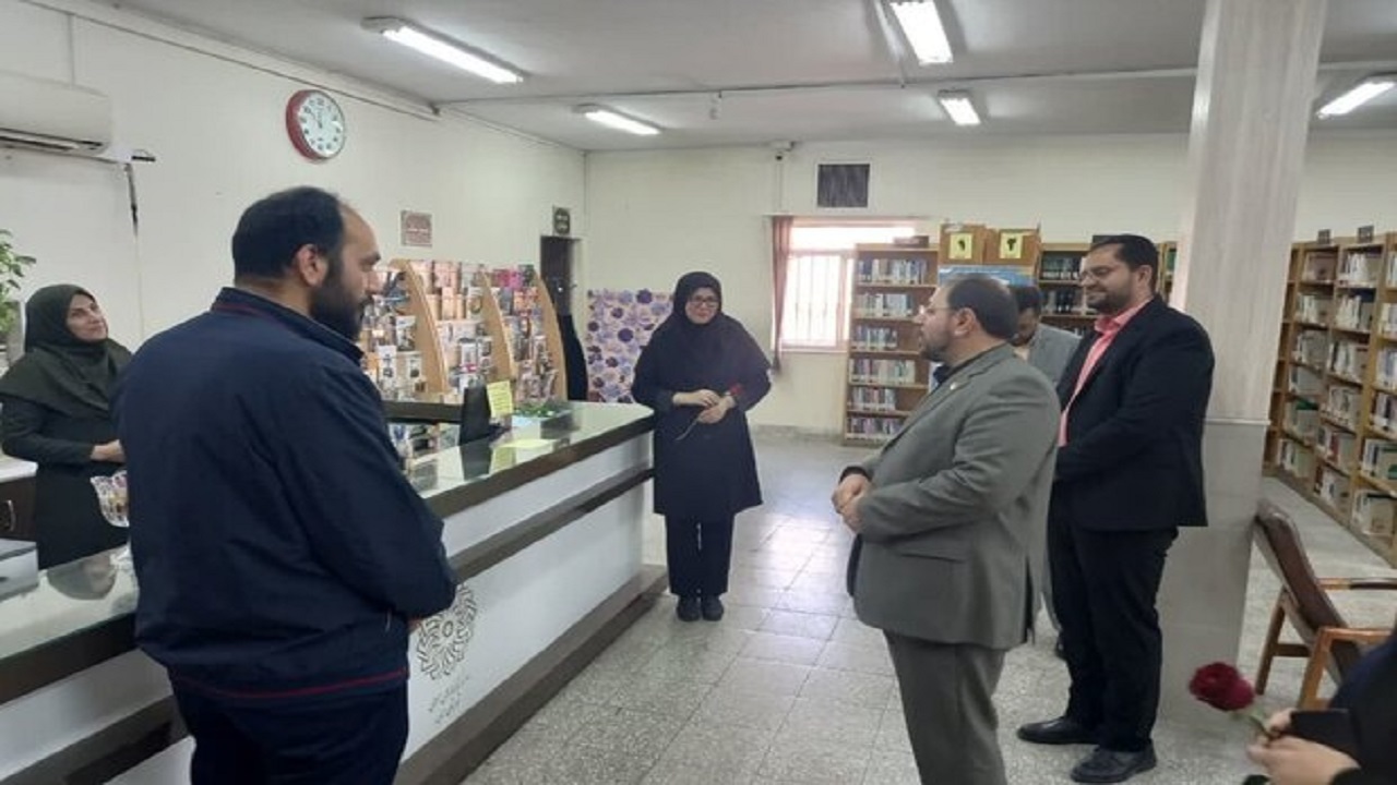 جلسات اداری شهرستان سمنان به سمت کتابخانه‌ها سوق داده شود