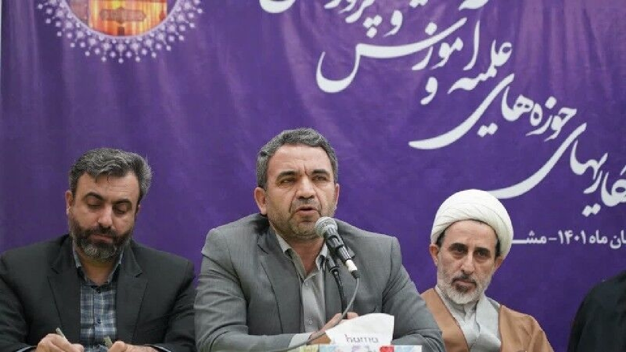 حوزه علمیه می‌تواند بنیانگذار مدارس غیر دولتی باشد