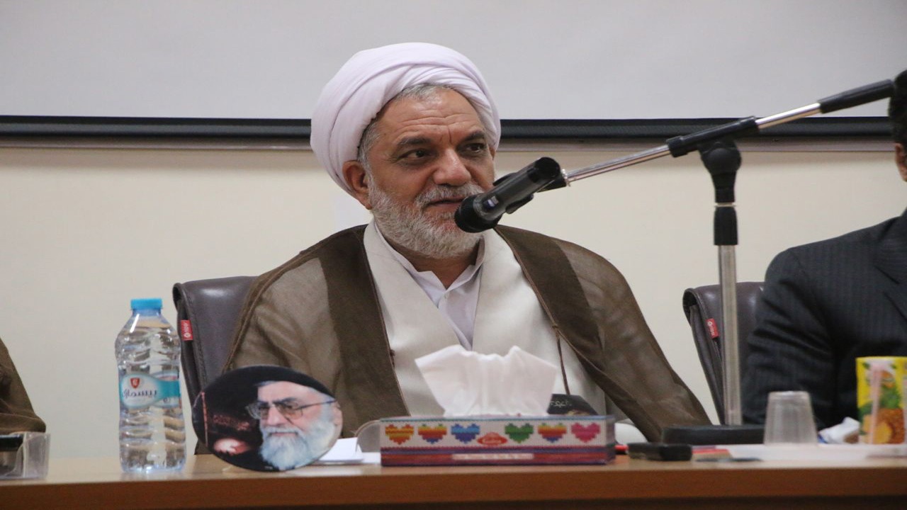 رییس کل دادگستری کرمان از مردم عنبرآباد عذرخواهی کرد