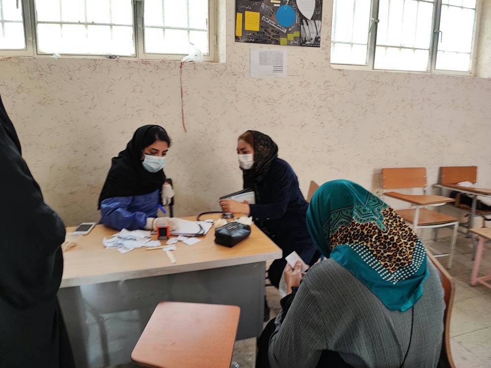 جهادگران سلامت این بار میزبان اهالی روستای باجگاه شدند + تصویر