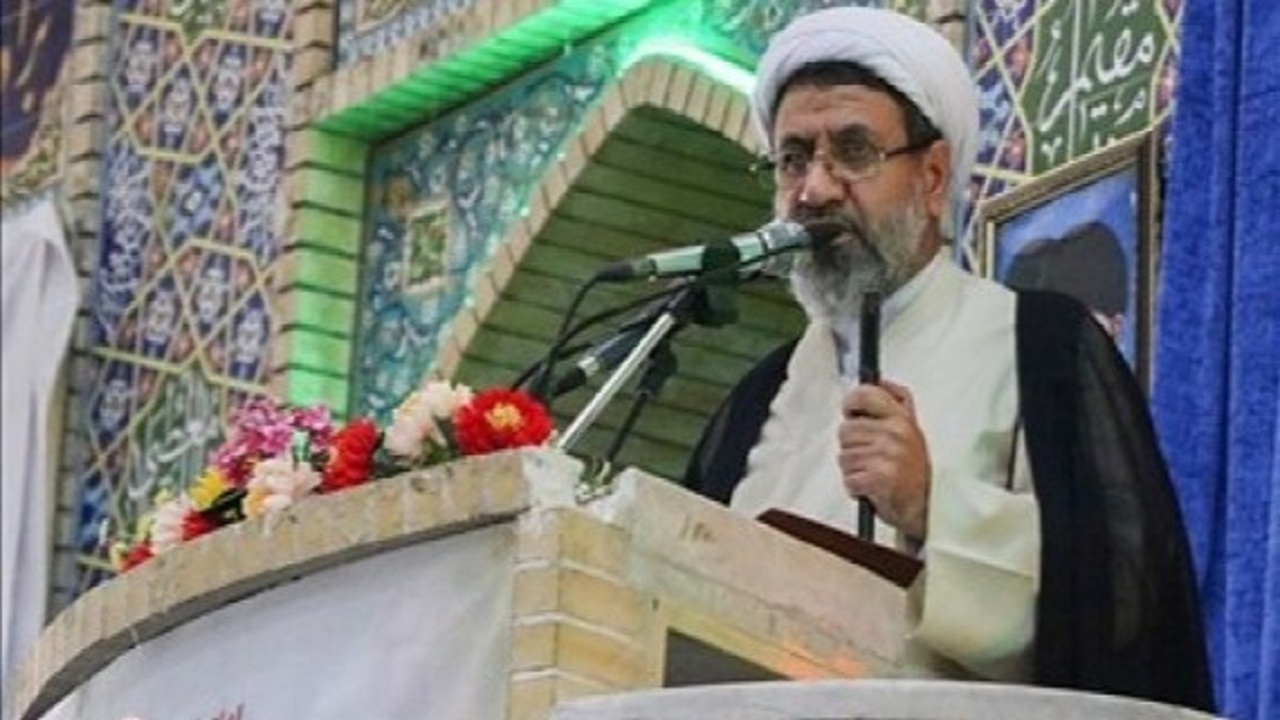 کوچک نمایی دستاورد‌های بزرگ ملت ایران تخصص دشمن است