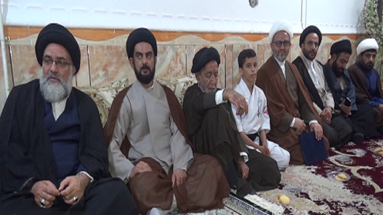 نماینده ولی فقیه در کهگیلویه و بویراحمد با خانواده شهیدان حادثه ترور شاهچراغ در بهمئی دیدار کرد