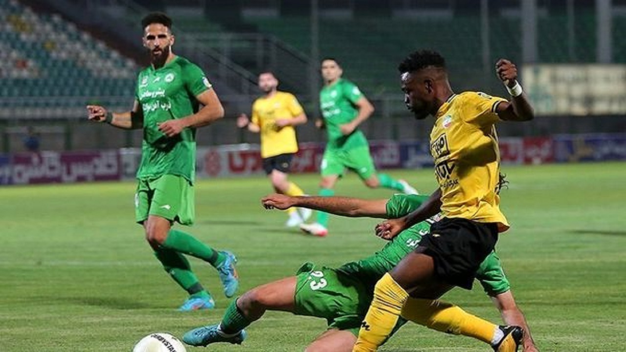مصاف دوستانه اصفهانی ها در باغ فردوس