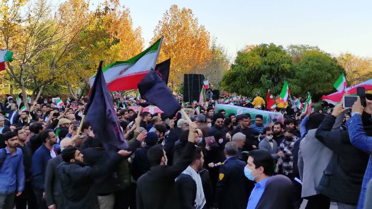 برگزاری مراسم تشییع شهدای امنیت در مشهد مقدس + تصاویر
