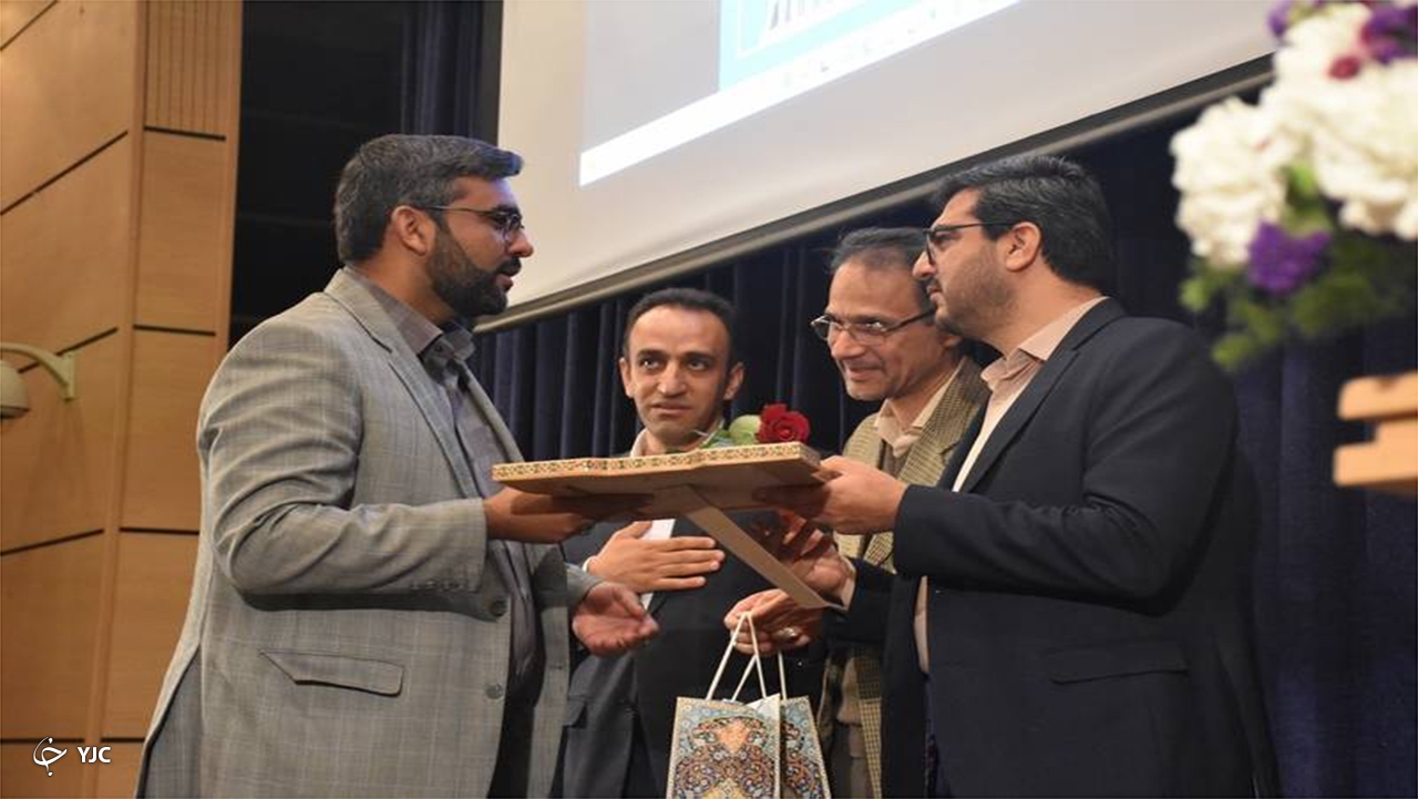 مقام برتر کتاب و کتابخوانی استان در دست فسایی‌ها
