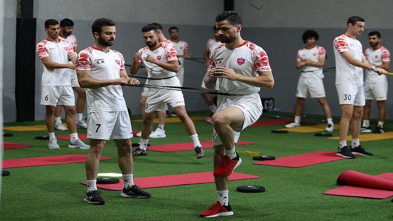 دومین روز اعتصاب پرسپولیسی ها / مدیران سرخپوش راهی قطر می شوند