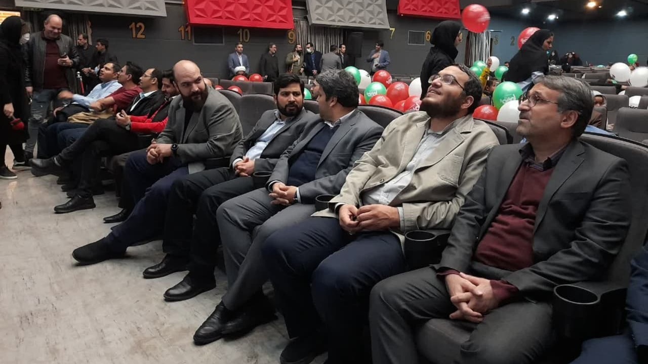 سینما مهرشاهد با شعار دوباره سینما افتتاح شد