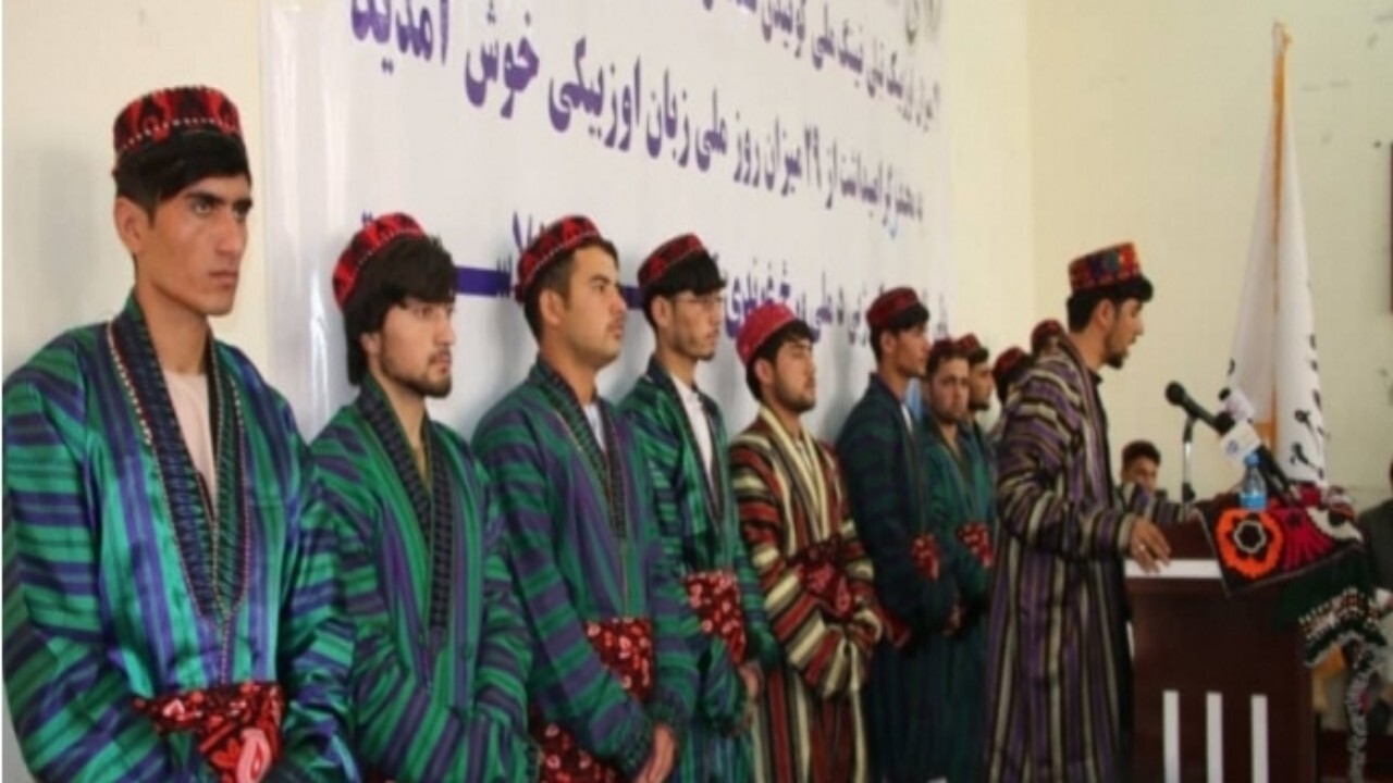 مردم تخار از روز ملی زبان ازبکی تجلیل کردند