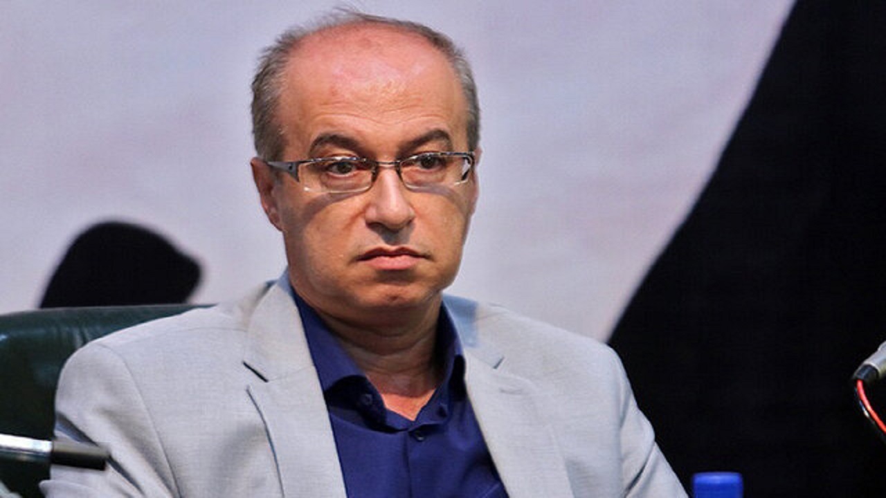 انبار‌ها سرشار از دارو است/ نبود مجوز فروش به دلیل تغییر قیمت