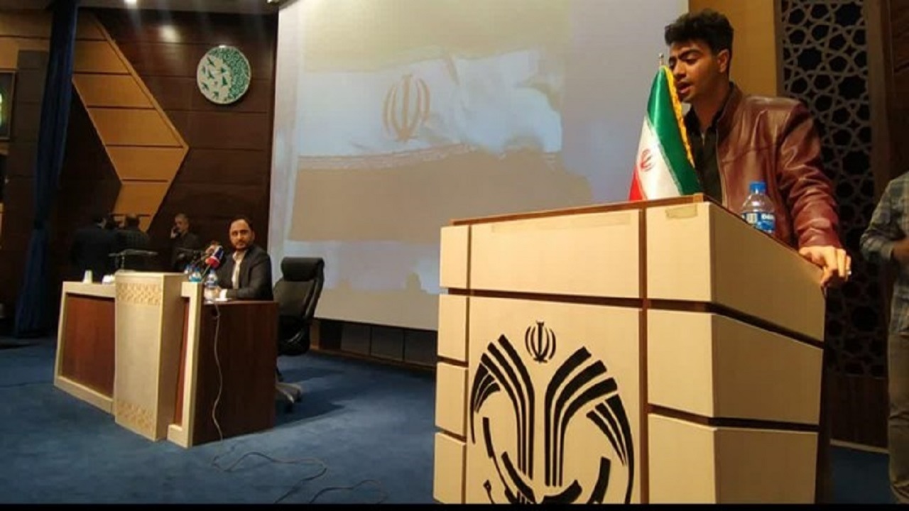 دشمنان از دولتی که حرف برای گفتن دارد، می‌ترسند