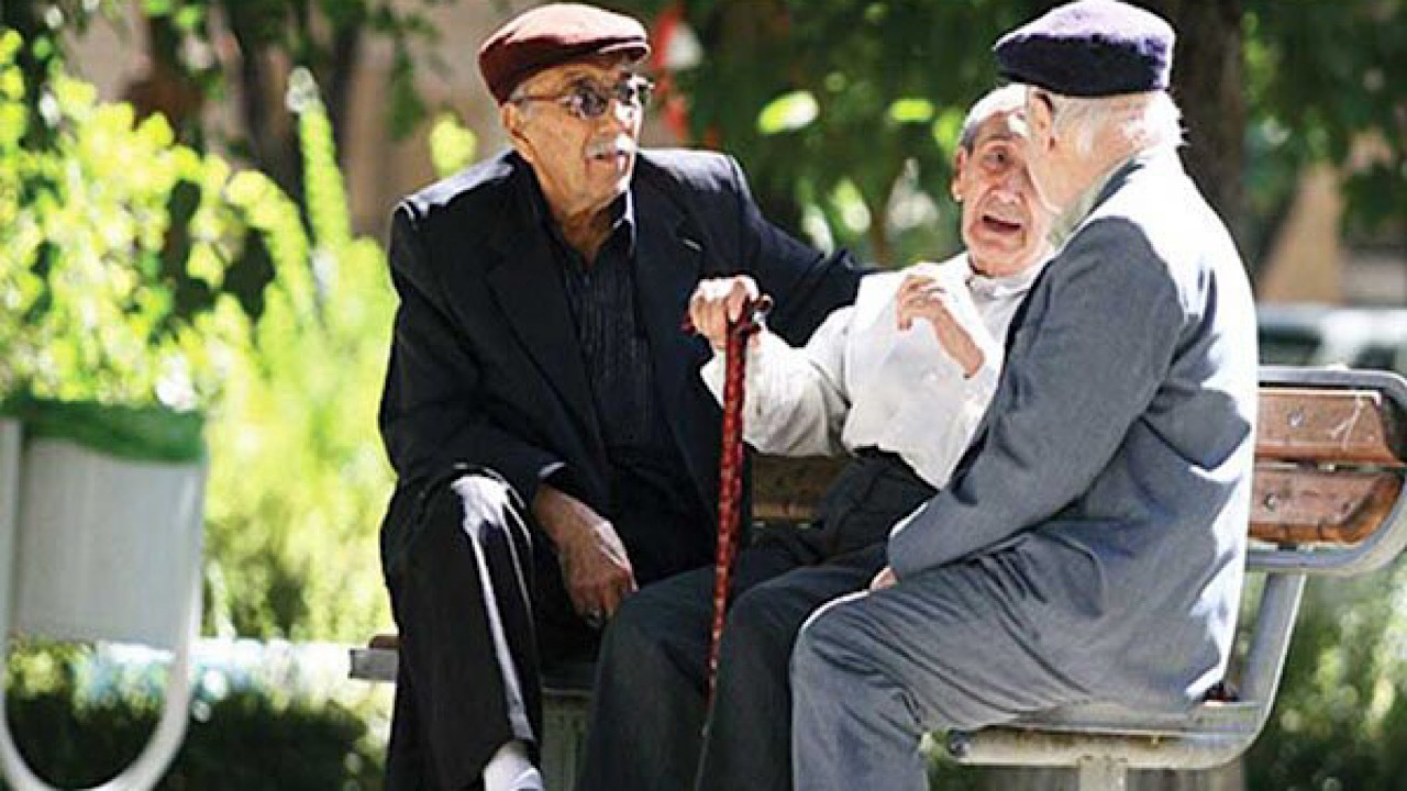 هزینه نگهداری سالمند ماهانه ۱۰ تا ۱۲ میلیون/ باید برای سالمندی در کشور برنامه ریزی شود
