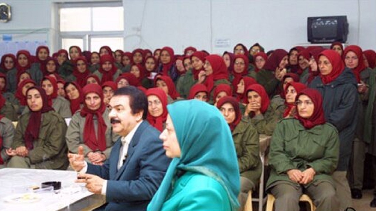 جنایت‌هایی علیه زنان توسط اشرف