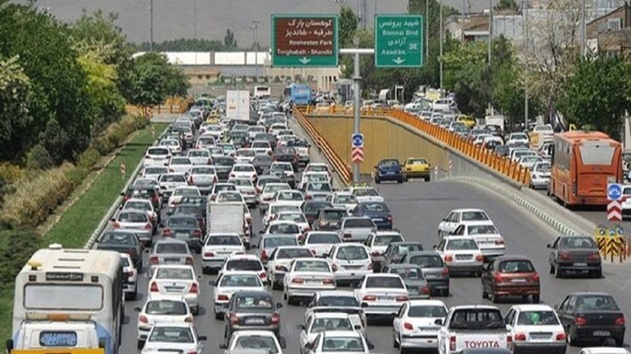 رأی مثبت شورای همتای خراسان رضوی به تداوم تغییر ساعات کاری شهر مشهد