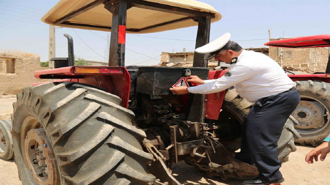 اعمال قانون ۲۰۰ راننده متخلف تراکتور در گلستان