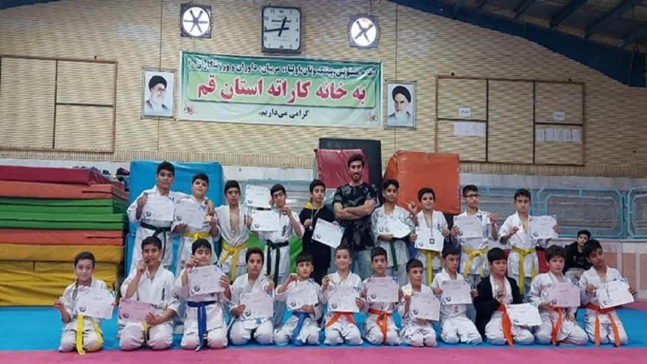 بسیجیان رتبه نخست مسابقات کاراته استان قم را کسب کردند