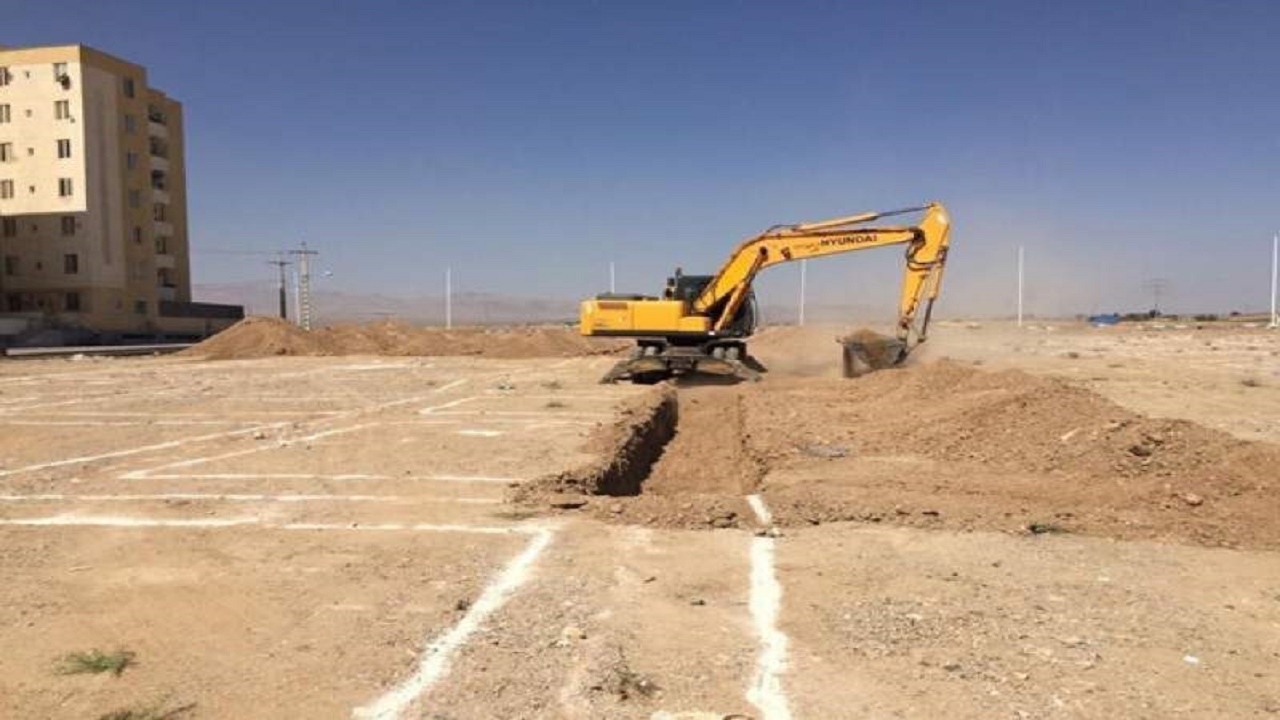 نهضت ملی مسکن گچساران در نبود آب و برق متوقف شد