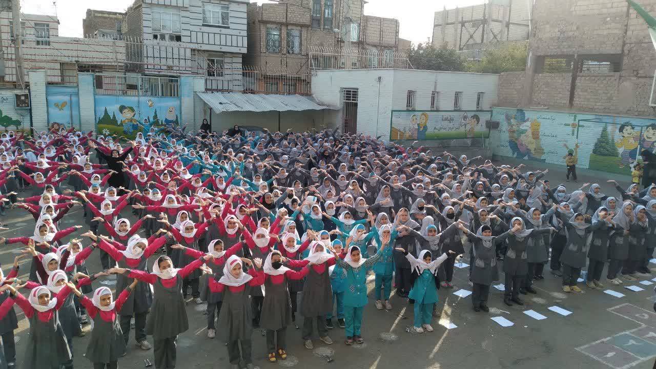 جشنواره ورزش بازی و ورزش کودک کاری از هیئت ورزش‌های همگانی استان قم