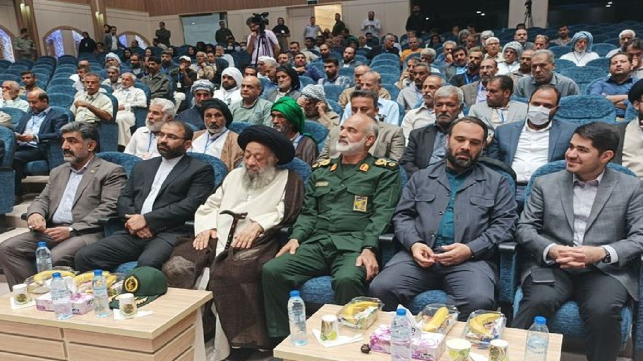 تجلیل از کشاورزان و نخلداران جنوب غرب کشور در نخستین همایش بزرگ نخل