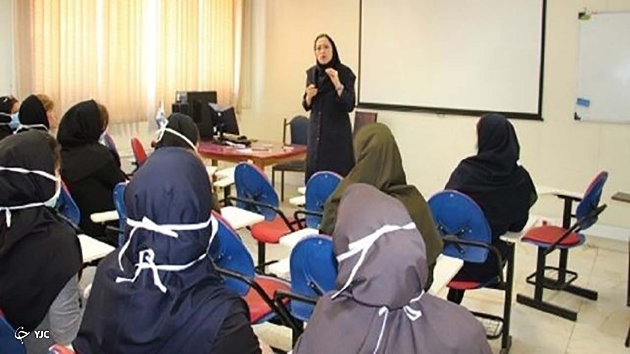 برگزاری کارگاه آموزشی برای مدافعان سلامت در مهاباد