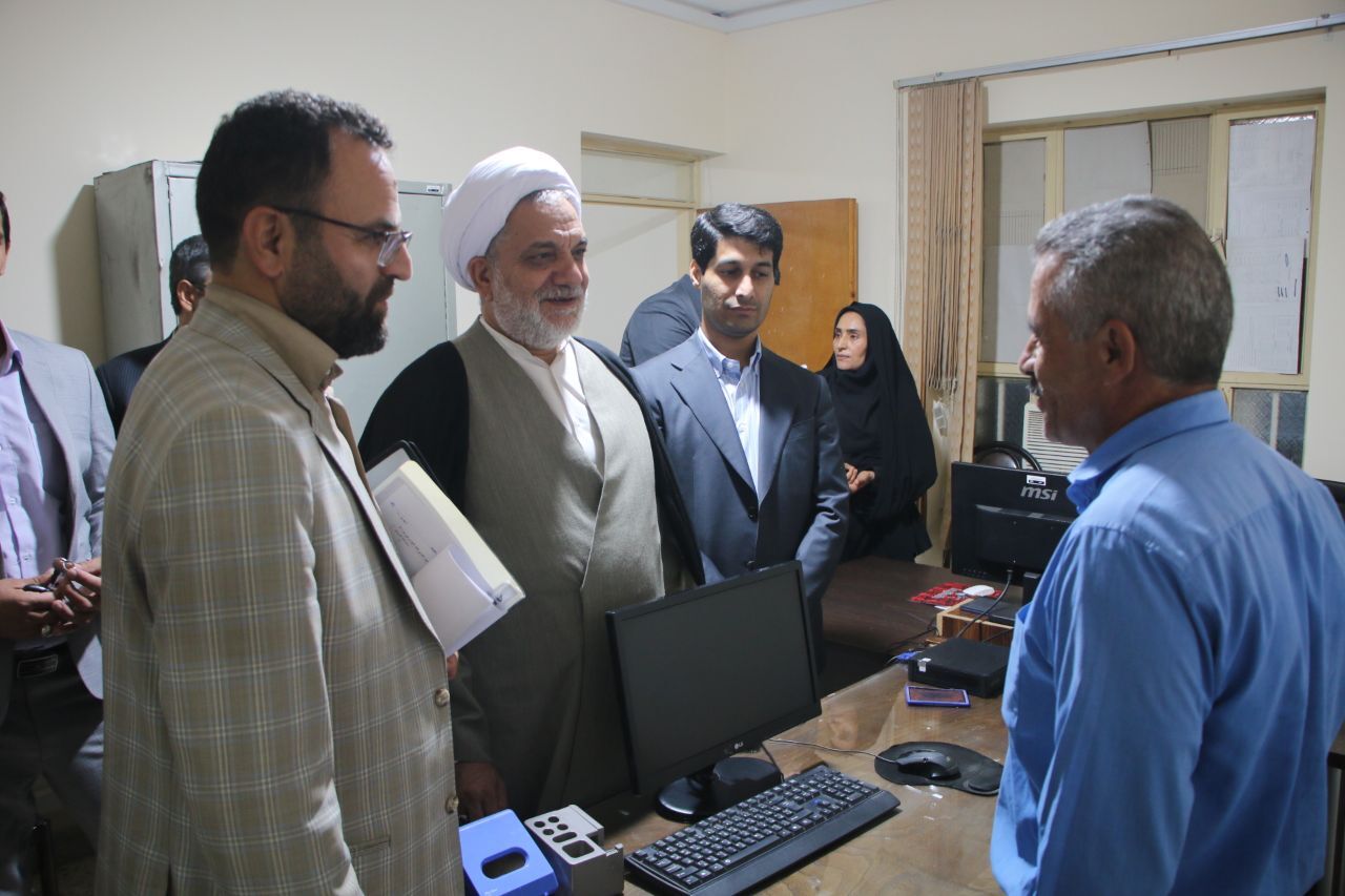 بازدید رئیس دادگستری کرمان از قلعه گنج بازدید رئیس دادگستری کرمان از قلعه گنج