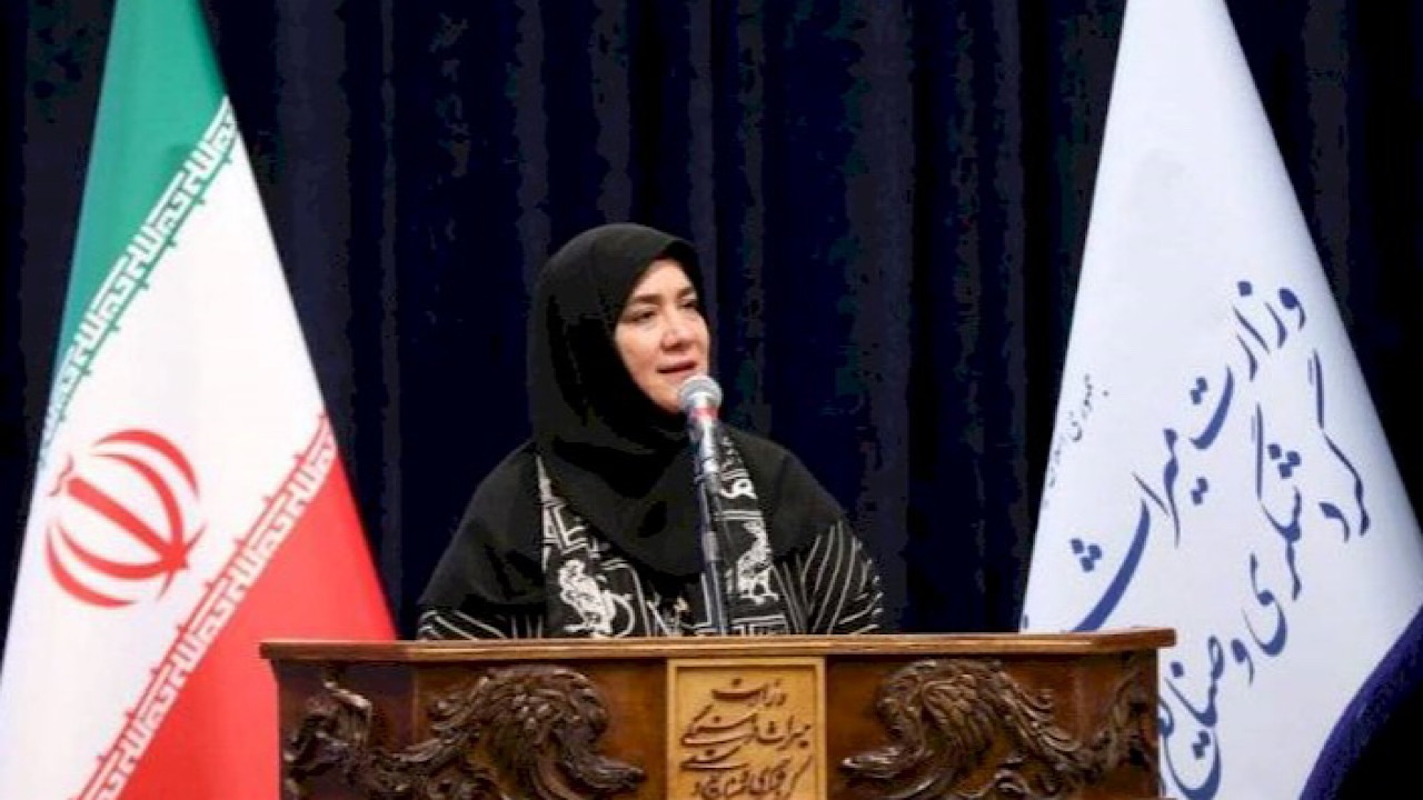 حرم‌ها بزرگترین نمایشگاه صنایع‌دستی هستند