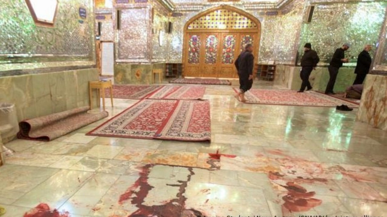 اتباع افغانستانی عملیات تروریستی حرم شاهچراغ را محکوم کردند + فیلم