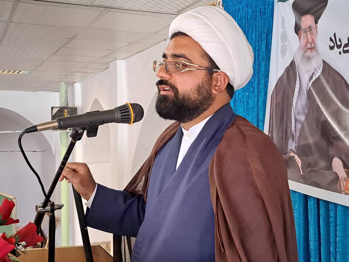 بصیرت و آگاهی مسلمانان برای عبور از فتنه‌ها ضروری است