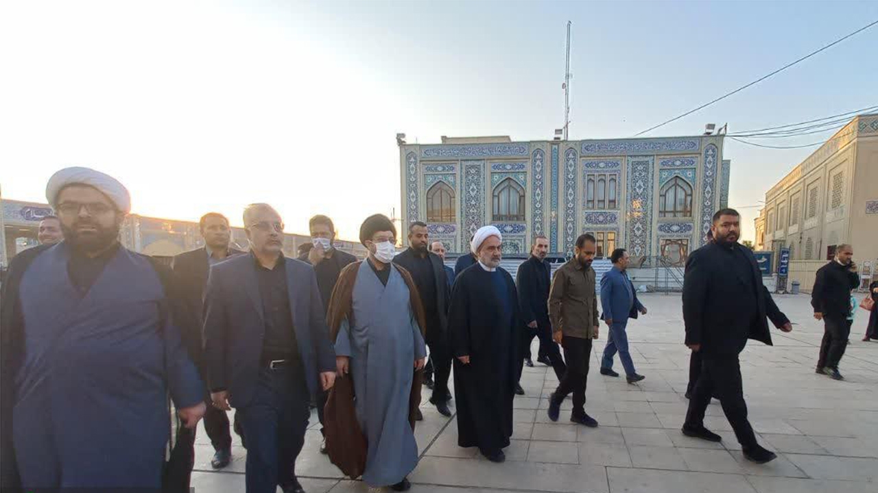 جمهوری اسلامی ایران هر روز تنومند‌تر از دیروز به راه خود ادامه می‌دهد