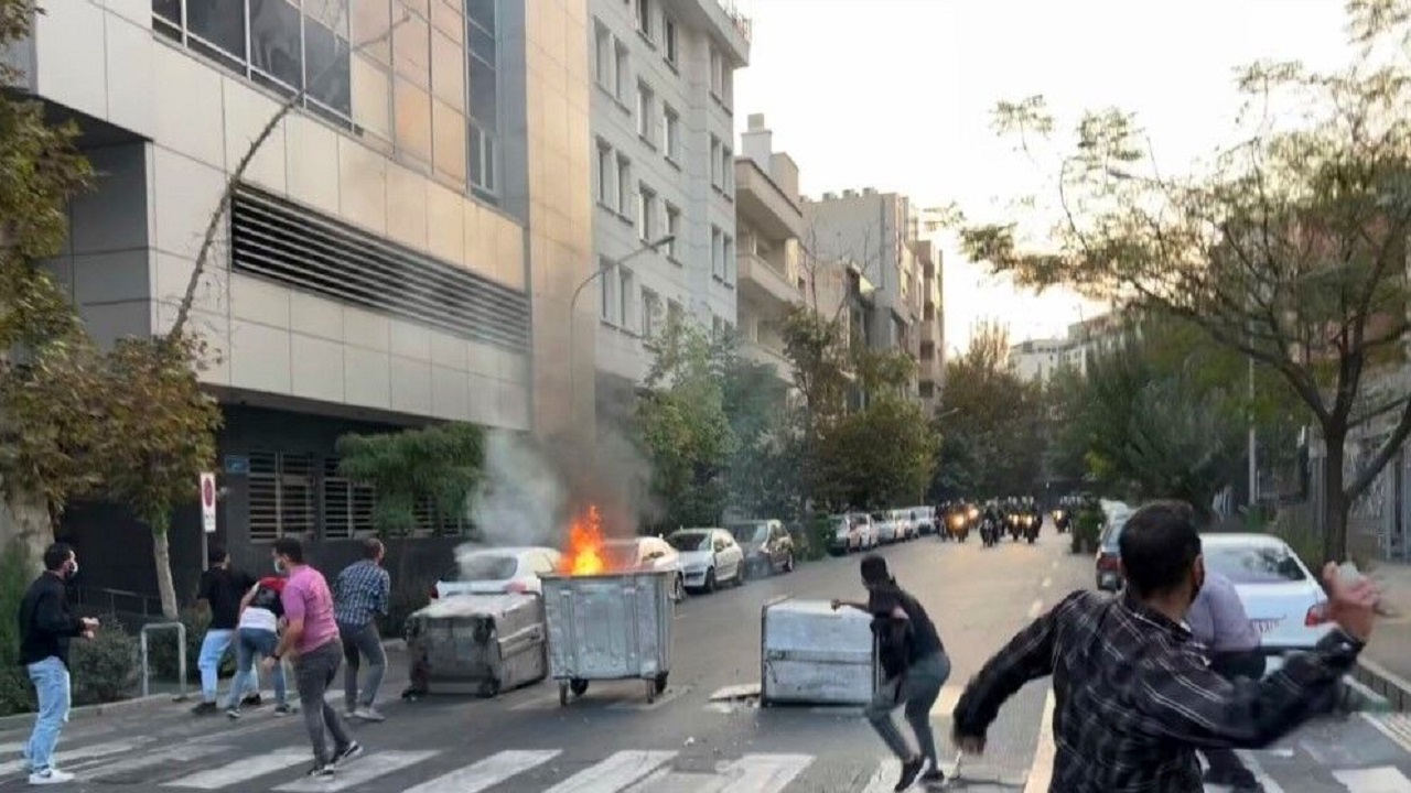 سناریوی جدید اغتشاشگران به بهانه فوت فردی که هنوز زنده است!