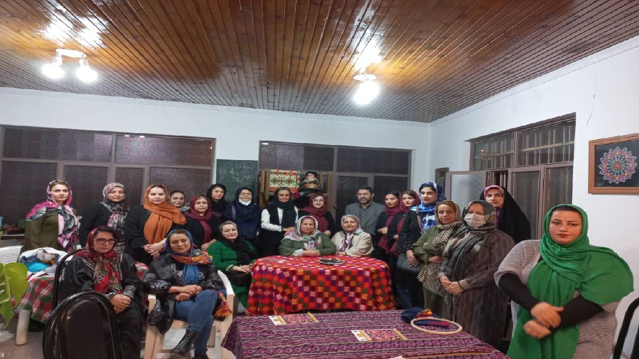 آموزش رایگان هنر رشتی دوزی در رشت