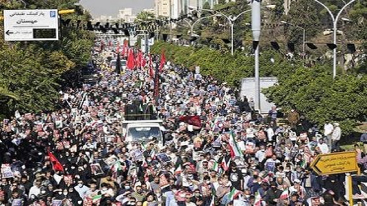 تشییع باشکوه شهدای حادثه تروریستی با حضور میلیونی مردم عزادار