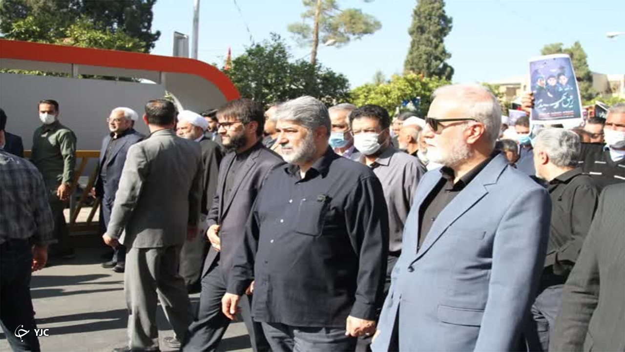 امروز همه ایران اسلامی داغدار است/ دشمن هر روز چهره‌ای ازخود نمایان می‌کند