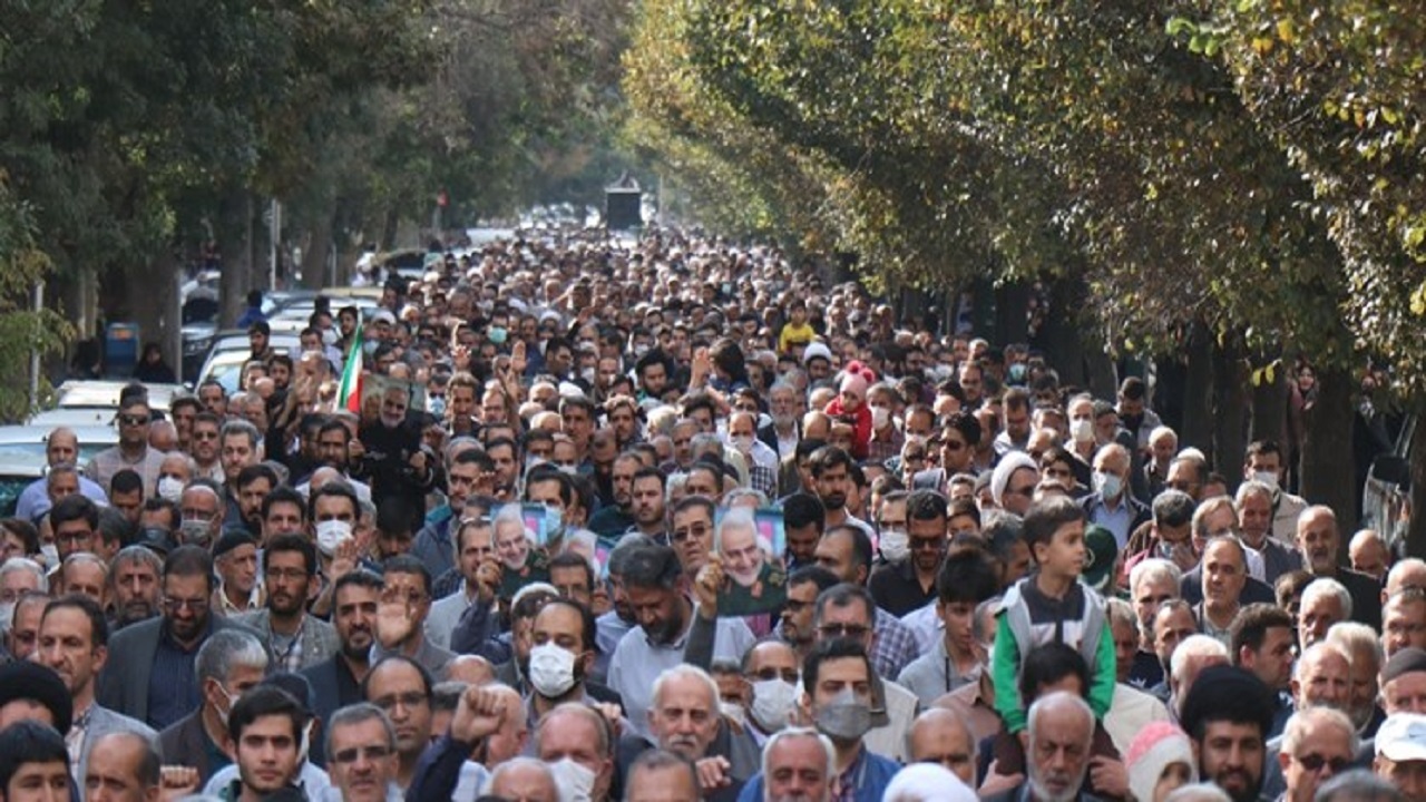اجتماع بزرگ یاوران انقلاب در کاشمر + فیلم