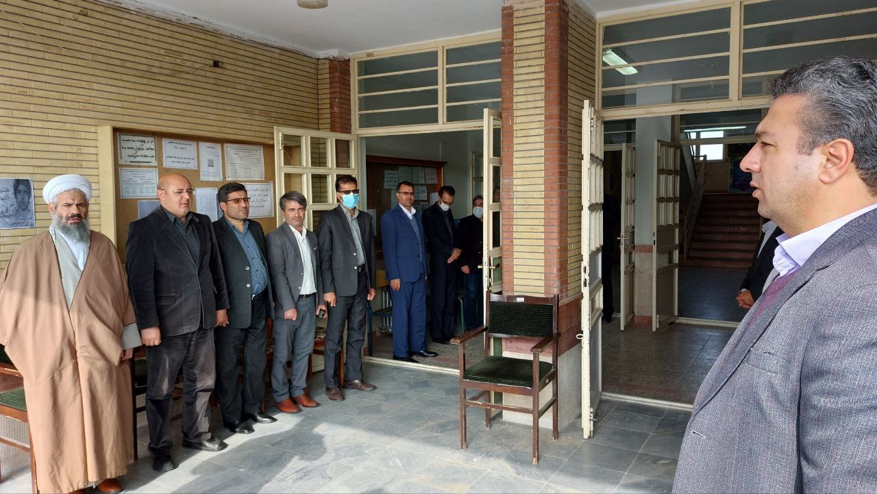 نواخته شدن زنگ پدافند غیرعامل در دبیرستان علامه طباطبایی اهر + تصاویر