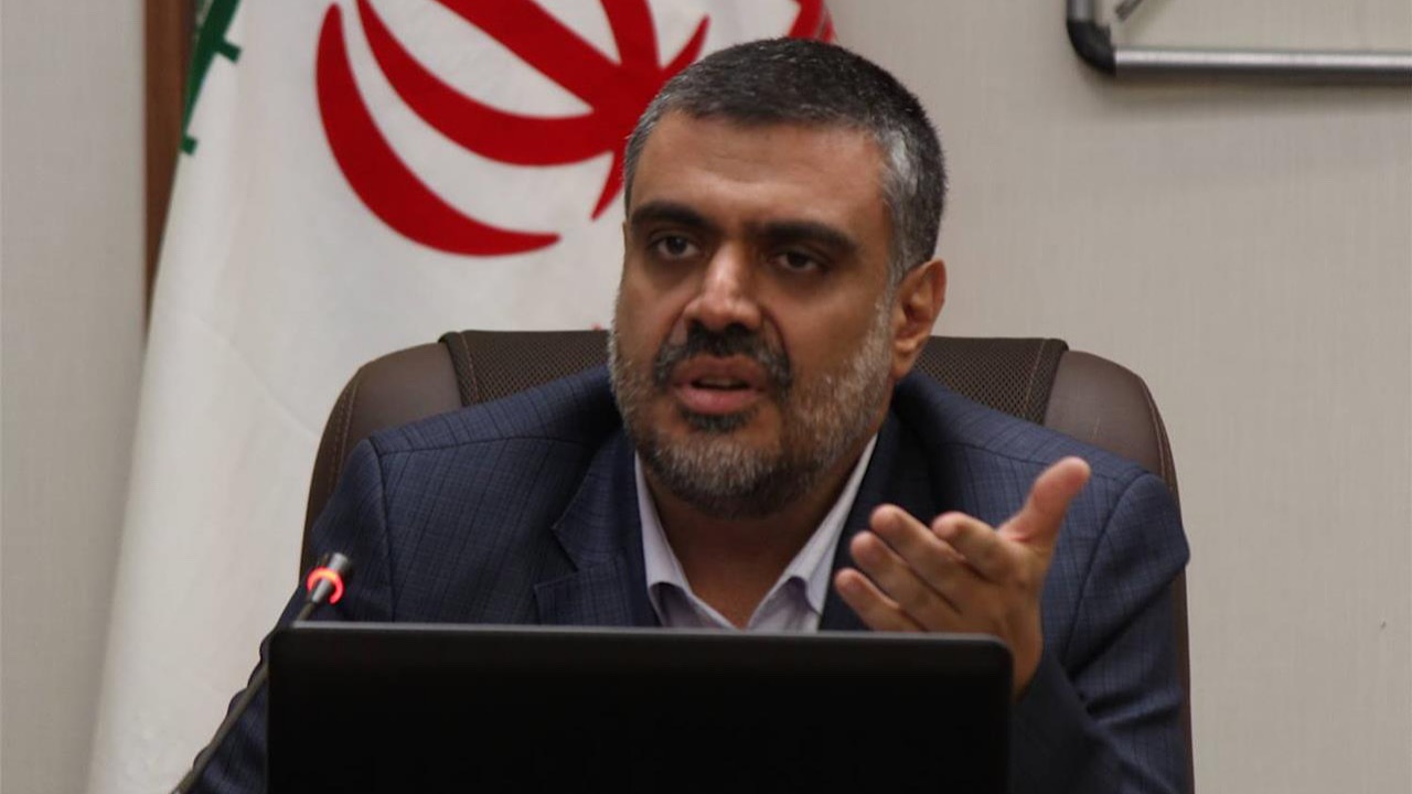 محصولات فرهنگی بیگانه رفتارهای متناسب با آن را‌ ترویج می‌دهد