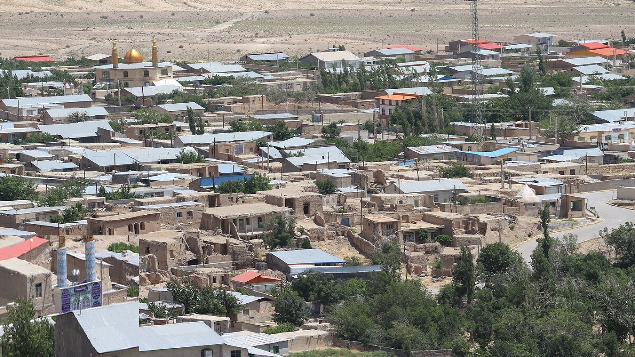 رفع مشکلات زیرساختی روستا‌های قم در سفر دور دوم رئیس جمهور اولویت دارد