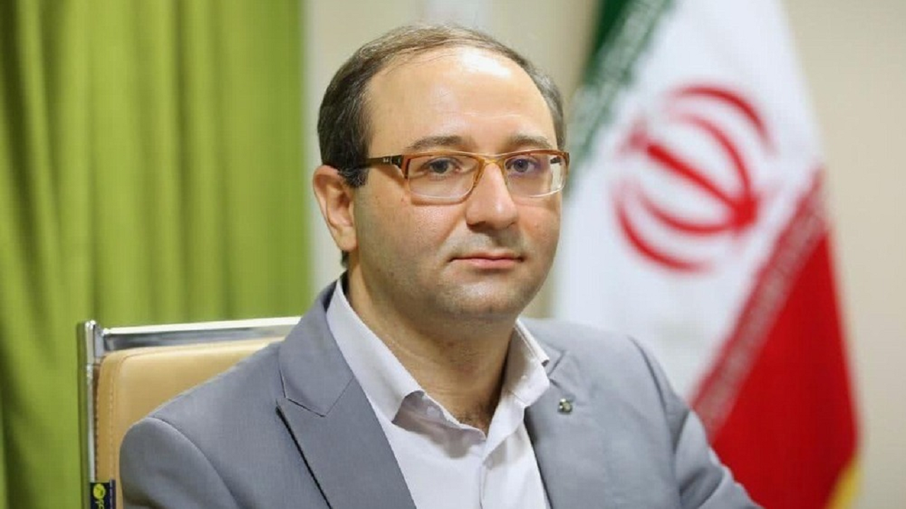 حکم محمدحسین واحدیان شهردار شهرکرد امضا شد