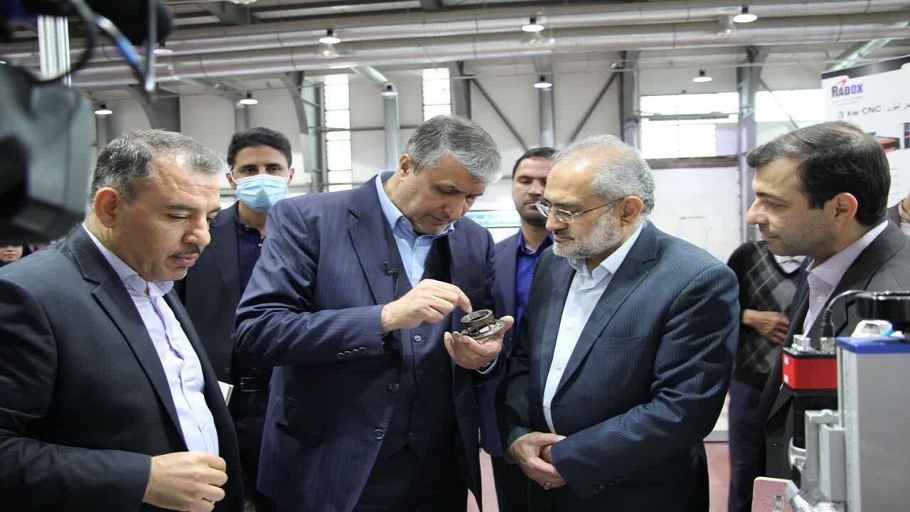 اقتصاد دانش‌بنیان و مقاومتی مبنای فعالیت‌های دولت است