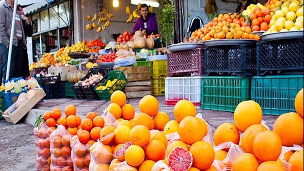 نارنگی اینجا ۷ هزار تومان، آنجا ۳۰ هزار تومان