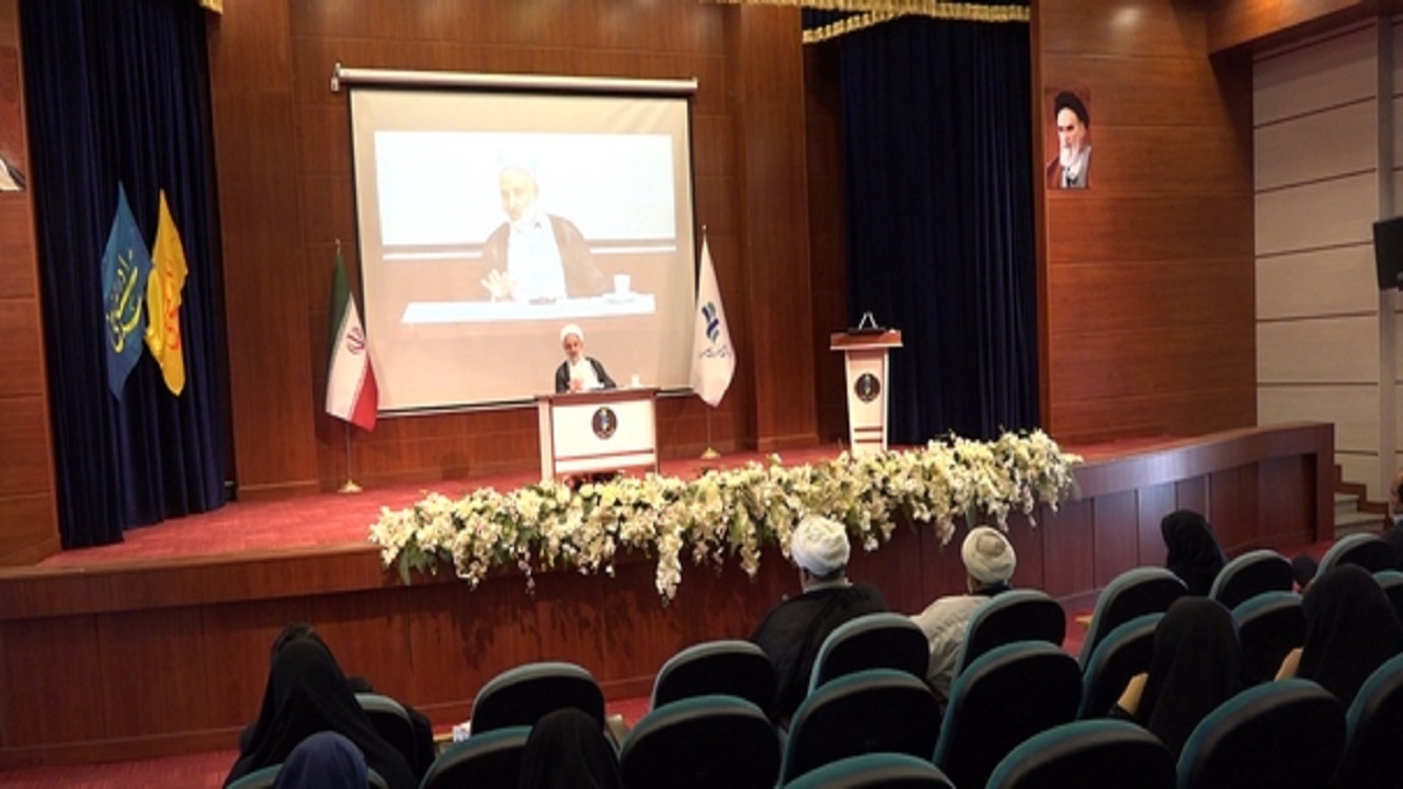 مشکلات اقتصادی کار دشمن را آسان‌تر می‌کند / ضرورت شفاف سازی دارایی مسئولان