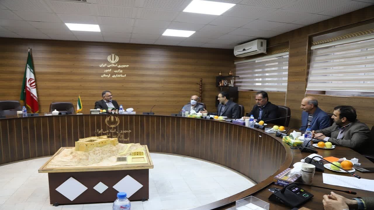 دیدار استاندار لرستان با مجمع خیرین مدرسه ساز