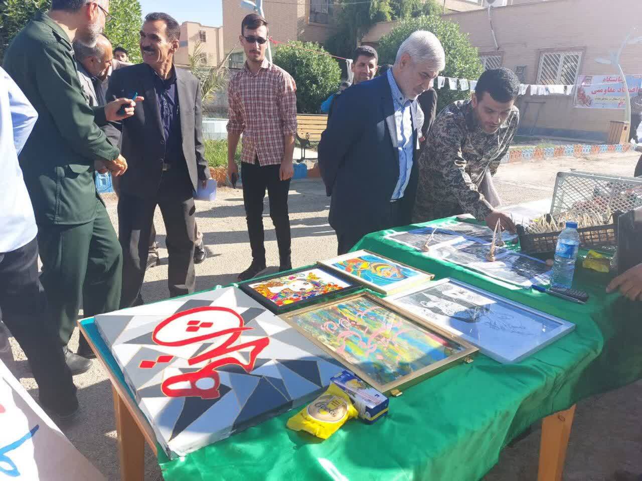 بر پایی نمایشگاه اقتصاد مقاومتی و همایش کارآفرینان بسیجی رامشیر