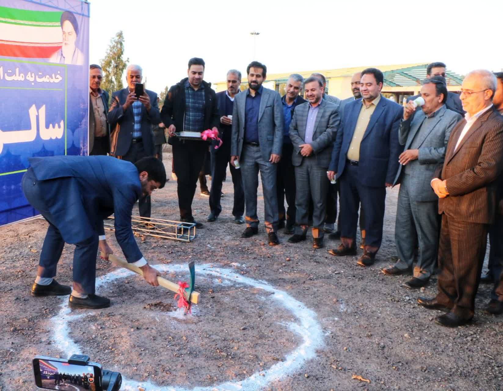 کلنگ&zwnj;زنی چندین پروژه ورزشی در رفسنجان