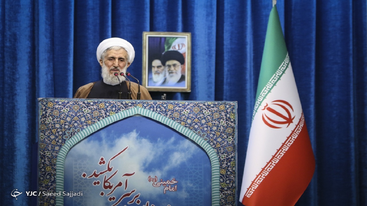 بسیج در کنار همه کار‌ها باید تمرین معنویت کند / دشمن با همه امکانات در برابر ایران همیشه شکست خورده است