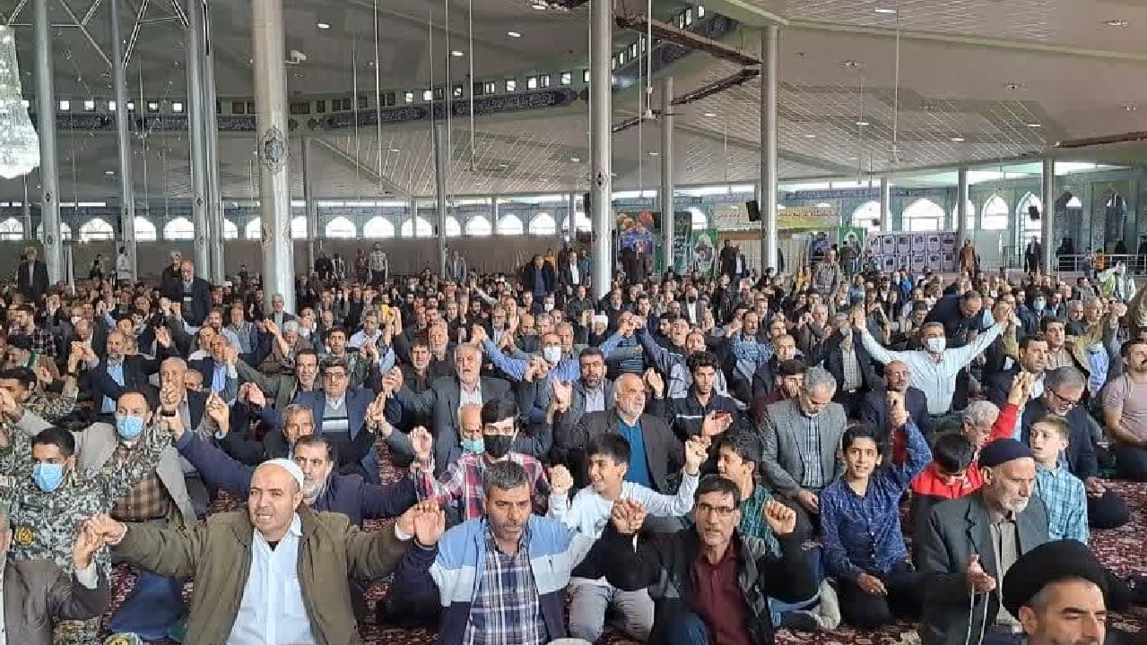 اجرای پرشمار پویش "دعای وحدت" در نماز جمعه اراک + فیلم